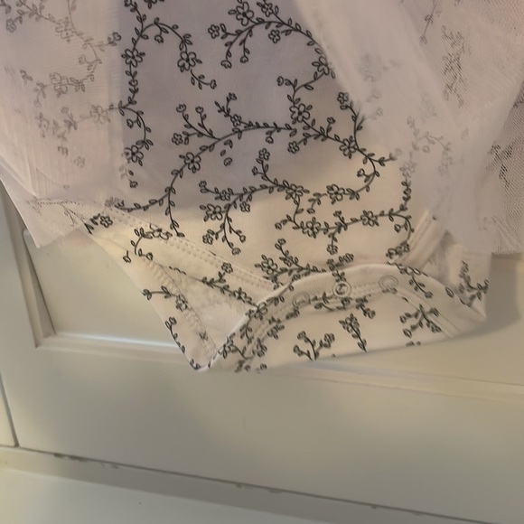 LAURA ASHLEY BABY PINK 3 piece ONSIE DRESS NEW - Picture 4 of 9